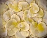 Foto del paso 2 de la receta: Dorada al limón sobre cama de patatas