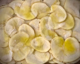 Foto del paso 2 de la receta: Dorada al limón sobre cama de patatas