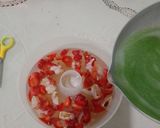 Foto langkah ke 10 dari resep Puding Buah Stroberi Leci.
