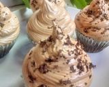 Foto del paso 3 de la receta: Cupcakes de Chocolate y Crema Dalgona