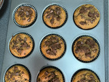 Banana-chocolate protein muffins