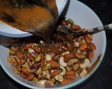 A picture of step 6 of Easy nut energy bar.