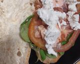 Foto del paso 9 de la receta Bocadillo vegetal con salmón y queso de cabra