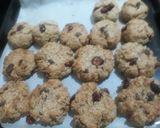 A picture of step 3 of Oats cranberry cookies.