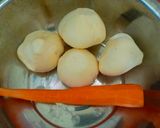 Foto langkah ke 1 dari resep Lumpia Semarang dengan Isian Bengkoang & Saos Cocolan Lumpia.