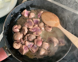 Foto del paso 2 de la receta: Riñones encebollados