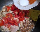 A picture of step 4 of Chicken masala.