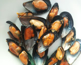 Foto del paso 1 de la receta: Mejillones en salsa de tomate
