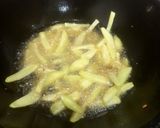 A picture of step 3 of Potato fries 🥔🥔🍟.