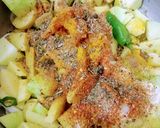 A picture of step 3 of Summer Squash and Potatoes in One Pot.