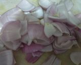 A picture of step 8 of Afghani malai chaap.
