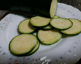 Foto del paso 1 de la receta: Sándwich de calabacín y pavo