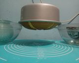 Foto langkah ke 10 dari resep Double Cheese Chiffon Cake.
