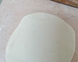 A picture of step 4 of Meat samosas.
