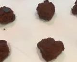 A picture of step 5 of Japanese chocolate chunks cookies.