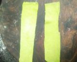 A picture of step 3 of Colourful paneer veg parcel.