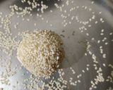 A picture of step 7 of Sesame balls.