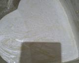 Foto langkah ke 6 dari resep Bolu Susu Keju Lembut.