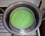 Foto langkah ke 7 dari resep Bolu Pandan Wangi Kukus.