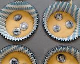 Foto langkah ke 4 dari resep Streusel Blueberry Muffin.