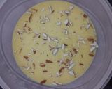A picture of step 4 of Mango rabri ice cream.