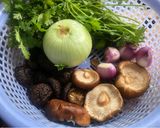Hình bước làm 5 của món Miến Dong Gà Ta Nấu Với Măng Nứa Đặc Sản Tây Bắc