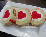 A picture of step 9 of Pretty Roll Cake.