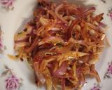 A picture of step 3 of Onion chutney.