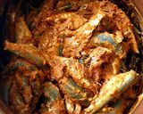 A picture of step 1 of Crispy Sardine Fish Fry.
