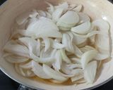 Foto del paso 2 de la receta Bacalao a la portuguesa con un toque gallego