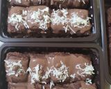 Foto langkah ke 7 dari resep Brownies kukus dng vla coklat lumer meleleh😘.
