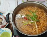 Hình bước làm 1 của món Lẩu ghẹ hải sản chua ngọt