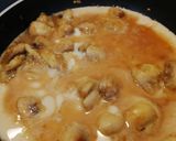 Foto del paso 6 de la receta: Escalopines de ternera con champiñones en salsa