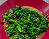Foto langkah ke 2 dari resep Tumis kangkung bumbu ulek.