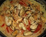 Foto del paso 7 de la receta: Fideos sin gluten con salsa de mejillones