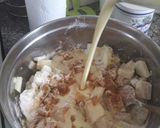 Foto del paso 5 de la receta: Torta húmeda de manzana