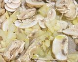 Foto langkah ke 4 dari resep Mushroom Brocoli Potato Cream Soup (mirip Pizza Hut).