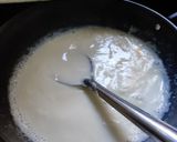 A picture of step 3 of Chikoo kheer.