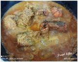 A picture of step 7 of Lobsters Curry.