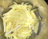 Foto del paso 1 de la receta: Patatas a la carbonara