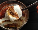 Foto del paso 5 de la receta: Tiramisú de queso batido en vaso