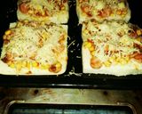 Foto langkah ke 3 dari resep Simple pizza.
