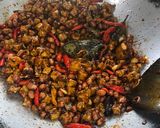 Foto langkah ke 3 dari resep Orek tempe kering.