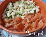 A picture of step 3 of Thai Guava and Grapefruit Salad.