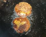 A picture of step 4 of Potato tikki.