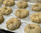 A picture of step 11 of Mincedmeat stuffed bread rolls.