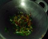 Foto langkah ke 3 dari resep Mie sayur tumis.