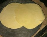 A picture of step 4 of Veg.cheese Paratha.