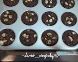 Foto langkah ke 6 dari resep Banana Chocolate Muffin.