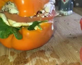 Foto del paso 5 de la receta: Sándwich de bell peppers con huevos estrellados